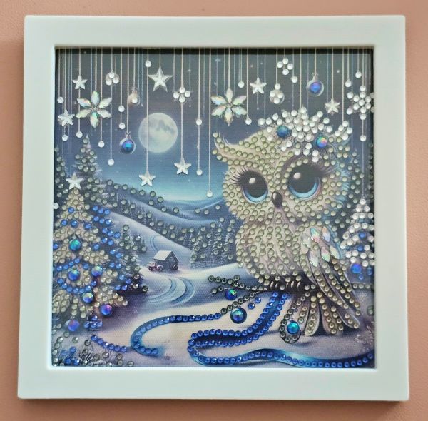 Deko Diamond Painting handmade Bild mit Rahmen, Schnee-Eule (fertig)